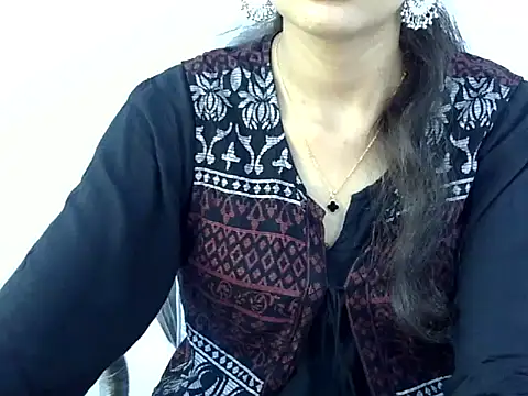 Mehaak  online show from May 10, 2026, 7:35 am