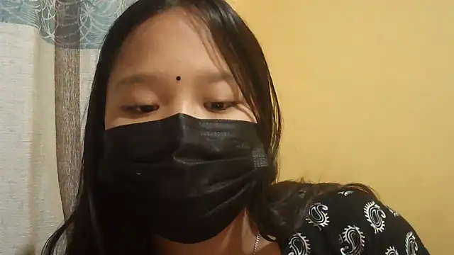 PRENCY CUTE online show from May 2, 2026, 4:34 pm