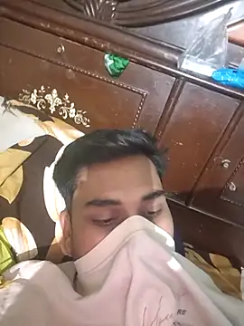 desimuslimcouple23 online show from February 7, 2026, 4:22 pm