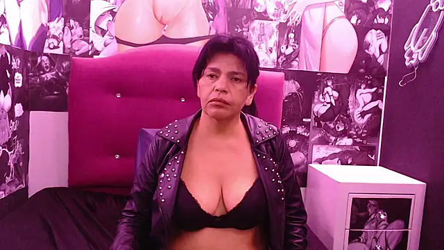 jennifer 0717 online show from February 15, 2026, 6:59 pm