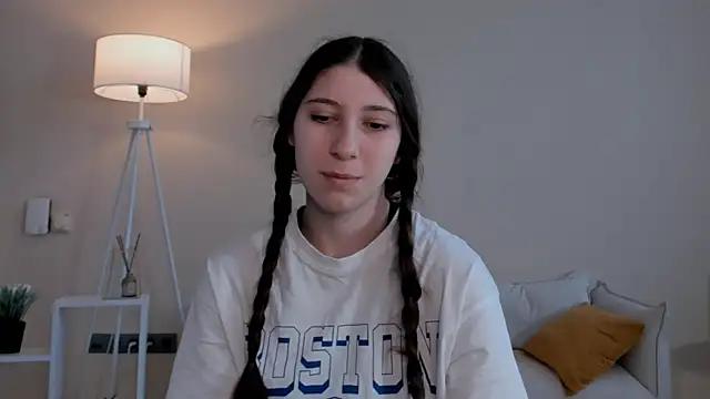 RossanaKwit online show from February 7, 2026, 6:06 am