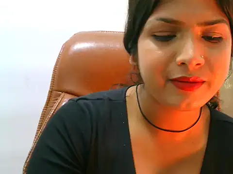 Sexy-Younisha online show from February 5, 2026, 8:02 pm