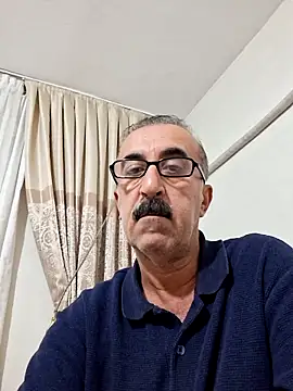 gabriel3003 online show from February 10, 2026, 11:31 pm