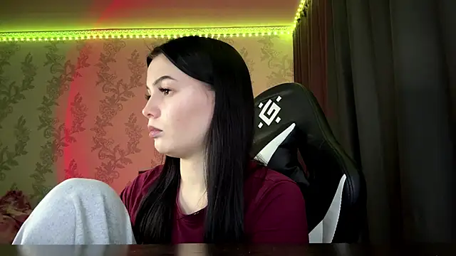 KimiCherry online show from February 5, 2026, 6:56 pm