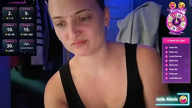 JadeAlexis403 online show from May 5, 2026, 2:03 pm