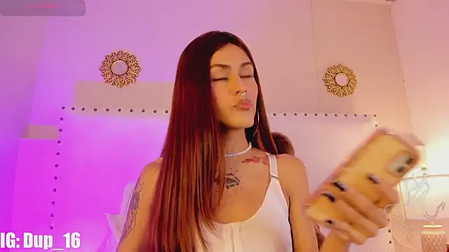 Zoe star  online show from February 19, 2026, 1:29 pm