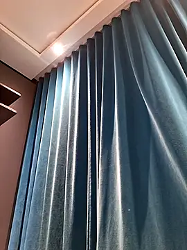 SissyLuicaDE online show from February 5, 2026, 5:50 pm