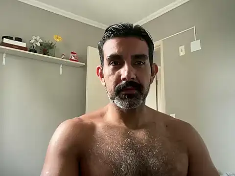 danxhib online show from February 6, 2026, 3:04 pm