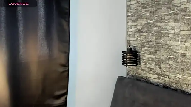 Snapshot of ASHLEY_COLLINS1 chatting on March 4, 2026, 1:06 pm ASHLEY COLLINS1 online show from March 4, 2026, 1:06 pm