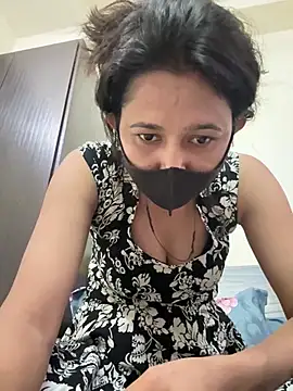 raavigirl online show from February 24, 2026, 8:01 am