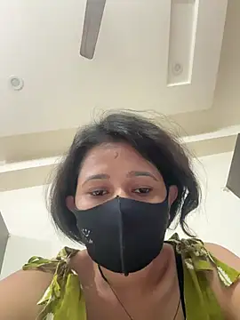 raavigirl online show from February 28, 2026, 9:21 am