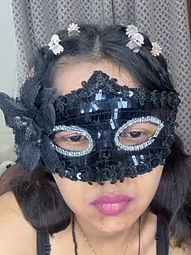 Snapshot of raavigirl chatting on May 17, 2026, 5:53 pm raavigirl online show from May 17, 2026, 5:53 pm