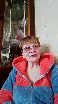 Snapshot of SophieBurns chatting on April 18, 2026, 10:19 am SophieBurns online show from April 18, 2026, 10:19 am