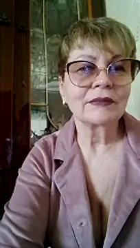 Snapshot of SophieBurns chatting on May 23, 2026, 9:13 am SophieBurns online show from May 23, 2026, 9:13 am