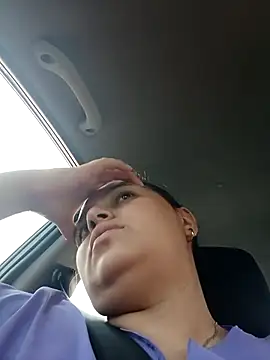 MajoArias online show from March 19, 2026, 10:36 pm