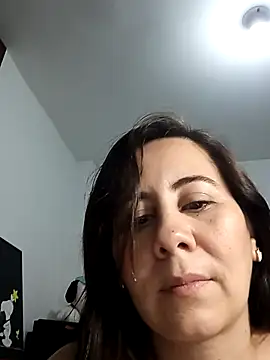Sophie Tyler online show from April 28, 2026, 1:48 am