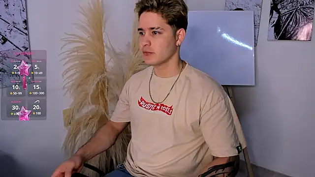 rayan linxx online show from March 18, 2026, 7:50 pm