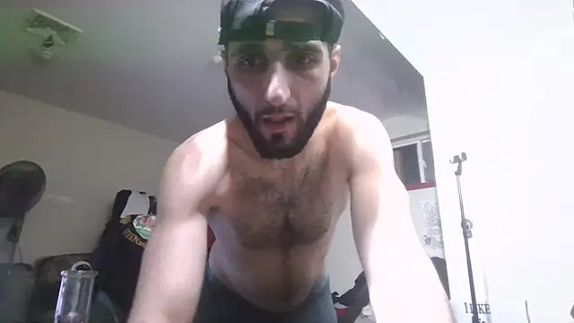 Snapshot of bigOH810 chatting on March 9, 2026, 9:46 am bigOH810 online show from March 9, 2026, 9:46 am