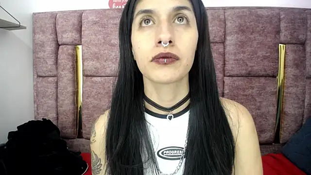 FRANCESCA LOVE  online show from June 7, 2026, 11:41 pm