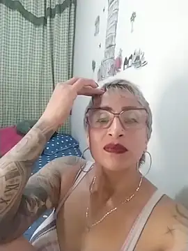 Charlotte gray  online show from February 11, 2026, 11:32 pm