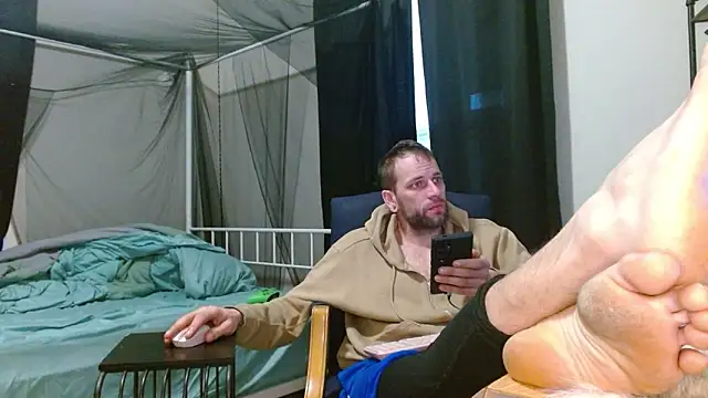 cguffey2284 online show from February 15, 2026, 12:58 pm