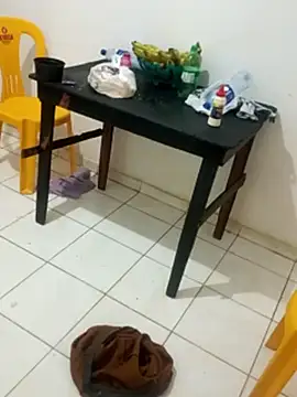 xoxotinha2025 online show from February 6, 2026, 12:52 pm