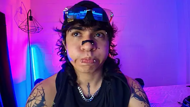 Axell Kussh online show from March 27, 2026, 8:26 am