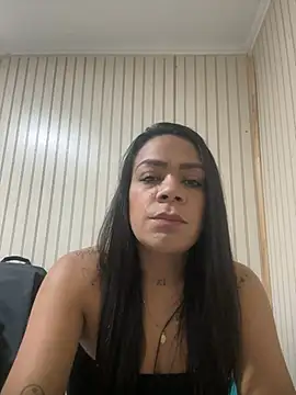 loabliss online show from February 9, 2026, 10:47 pm