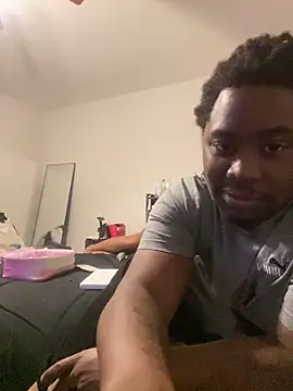 Snapshot of PSlayer30 chatting on February 6, 2026, 3:11 am PSlayer30 online show from February 6, 2026, 3:11 am