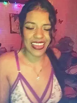 lorenita1616 online show from February 27, 2026, 6:13 am