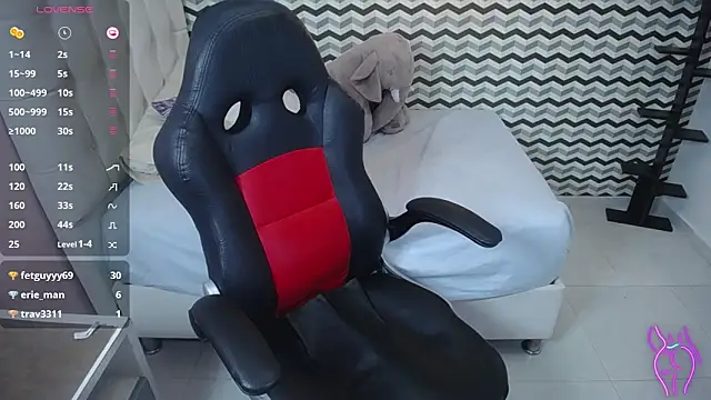 JAZMINLEVI online show from February 6, 2026, 5:56 am