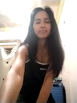 Snapshot of sweet_maxine44 chatting on April 15, 2026, 10:32 pm sweet maxine44 online show from April 15, 2026, 10:32 pm