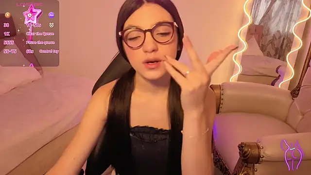 Snapshot of MAHYRA_TAY chatting on February 12, 2026, 8:04 pm MAHYRA TAY online show from February 12, 2026, 8:04 pm