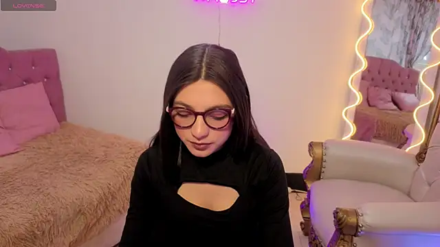 Snapshot of MAHYRA_TAY chatting on March 4, 2026, 7:09 pm MAHYRA TAY online show from March 4, 2026, 7:09 pm