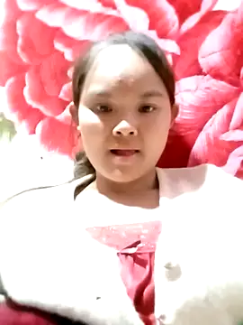 Luminana online show from May 3, 2026, 2:56 pm