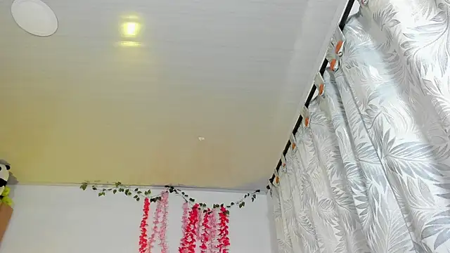 Fernanda hot   online show from May 11, 2026, 7:33 pm