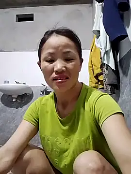 nhynhy11 online show from March 16, 2026, 10:03 pm