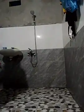 nhynhy11 online show from March 19, 2026, 11:36 am