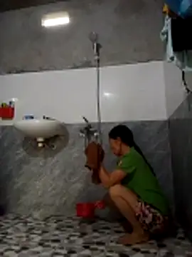 nhynhy11 online show from March 19, 2026, 11:42 pm