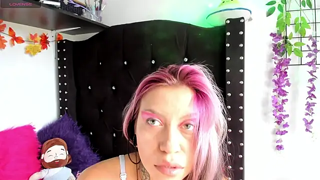 Midory 6 online show from February 16, 2026, 6:48 pm