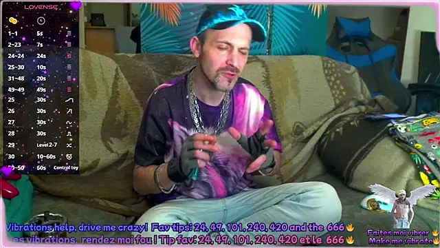 Snapshot of SwatRocShy chatting on February 27, 2026, 8:31 pm SwatRocShy online show from February 27, 2026, 8:31 pm