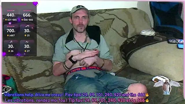 Snapshot of SwatRocShy chatting on March 19, 2026, 7:12 am SwatRocShy online show from March 19, 2026, 7:12 am