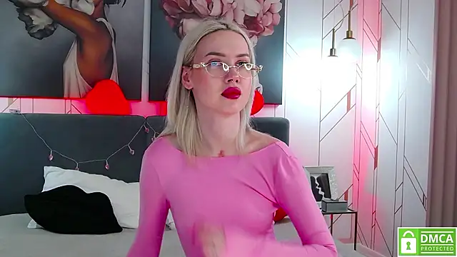 JosephineRowe online show from March 24, 2026, 11:48 am