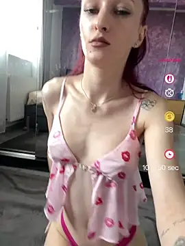 Roxyfoxyyy online show from June 3, 2026, 6:16 am