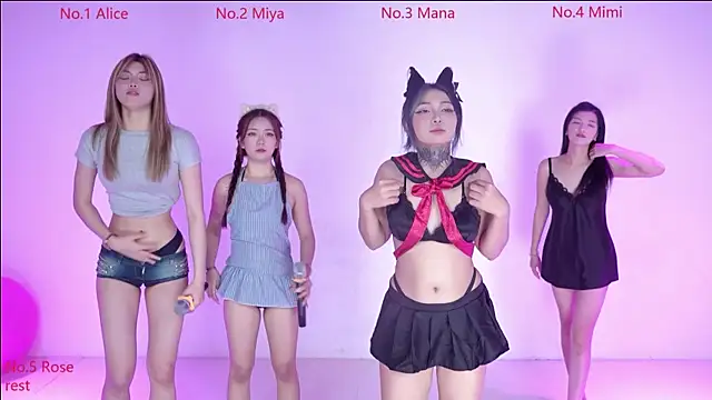 Velvet-girl online show from May 7, 2026, 9:58 am