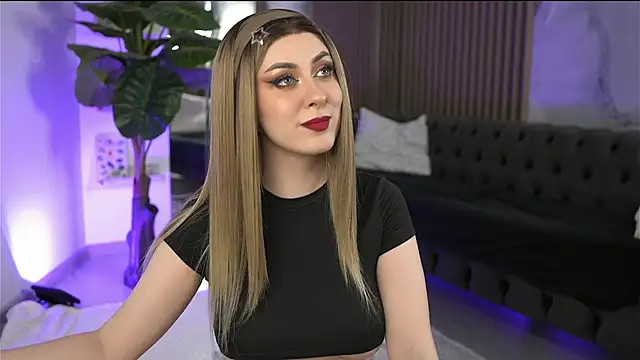 Snapshot of VansessaNyx chatting on April 4, 2026, 9:45 pm VansessaNyx online show from April 4, 2026, 9:45 pm