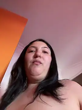Amber Sinn online show from May 10, 2026, 2:22 pm