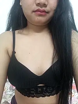 EliraMoon online show from February 26, 2026, 5:12 pm