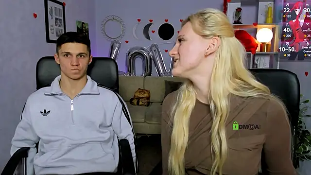 Snapshot of emmanuel_shine chatting on February 17, 2026, 12:01 pm emmanuel shine online show from February 17, 2026, 12:01 pm