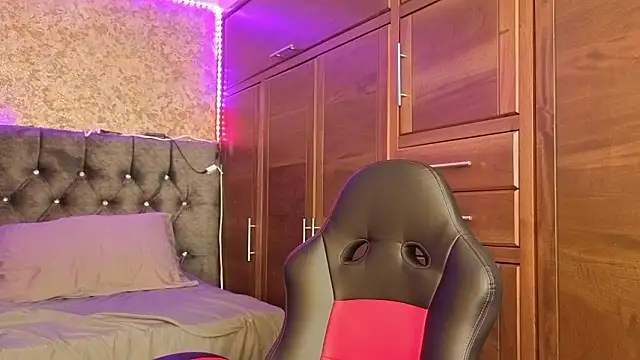 Snapshot of sarah_escobarr chatting on March 21, 2026, 2:09 pm sarah escobarr online show from March 21, 2026, 2:09 pm